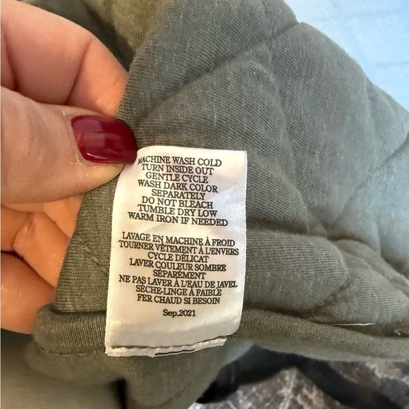 Quilted Long Jacket - EUC - Size XS - Picture 8 of 8